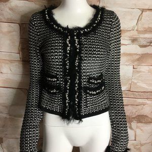 White House / Black Market xs womens sweater